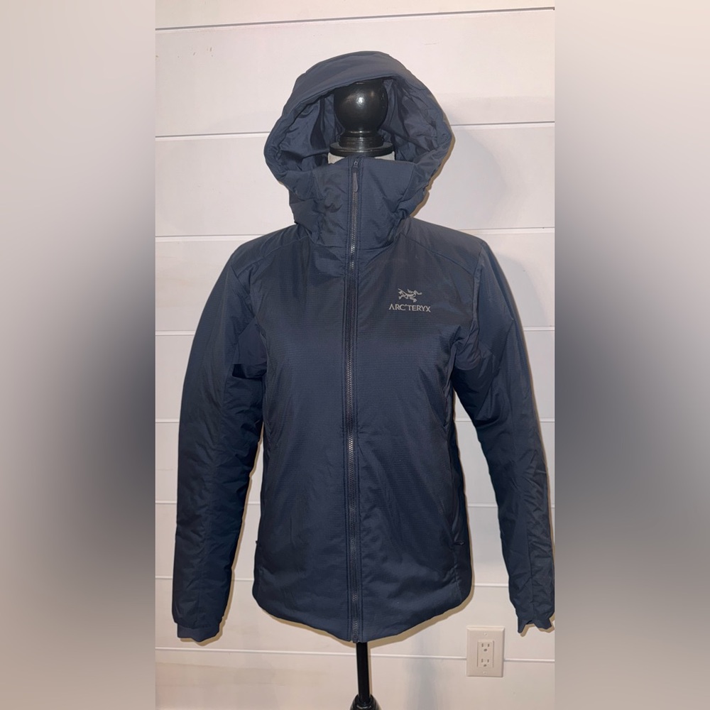 Arc'teryx Women's Atom Heavyweight Hooded Jacket